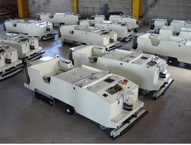 1661421440342160.jpg AGV运输小车.jpg